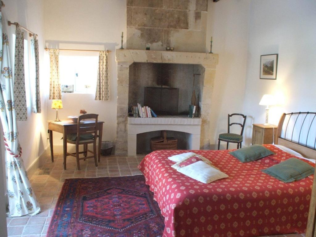 Manoir De La Rousselliere Aparthotel Loches Kültér fotó
