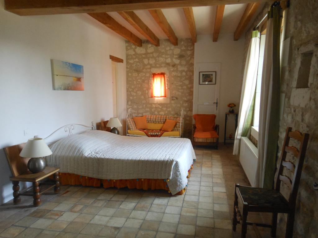 Manoir De La Rousselliere Aparthotel Loches Szoba fotó