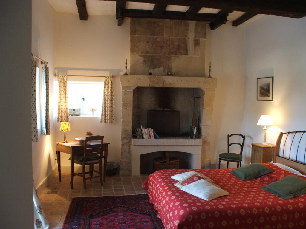 Manoir De La Rousselliere Aparthotel Loches Kültér fotó