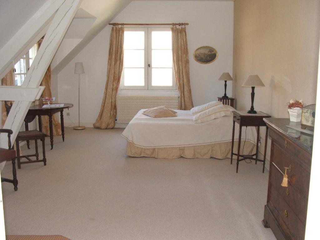 Manoir De La Rousselliere Aparthotel Loches Kültér fotó