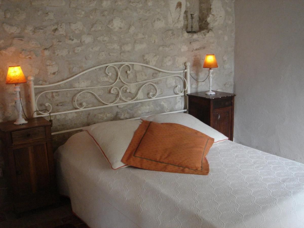 Manoir De La Rousselliere Aparthotel Loches Szoba fotó